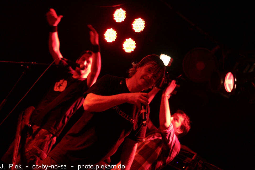 DED02.05.12Cologne low 12