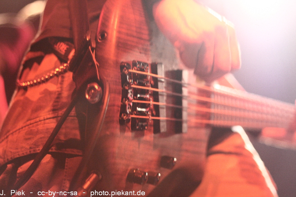 DED02.05.12Cologne low 30