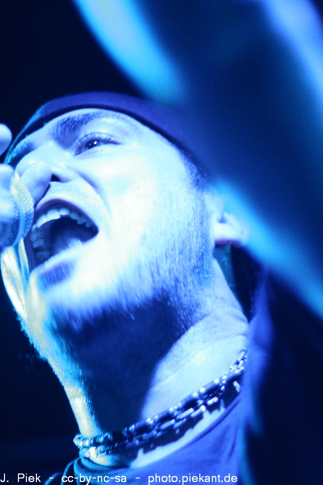 DED02.05.12Cologne low 49