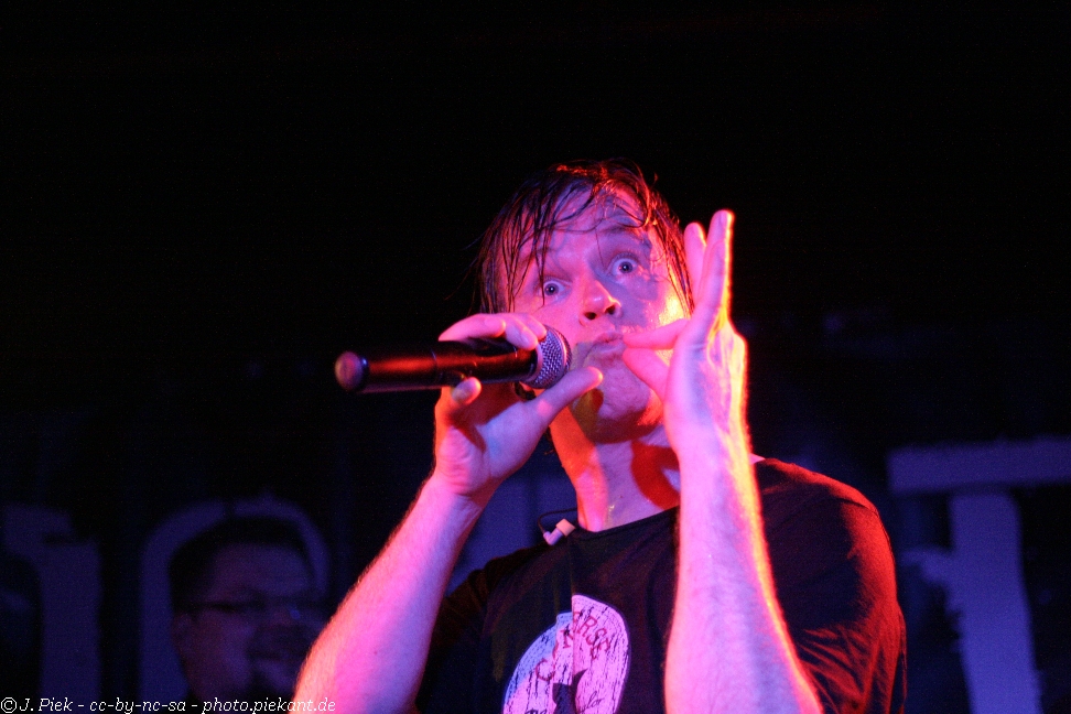 20120828 DED London low 40