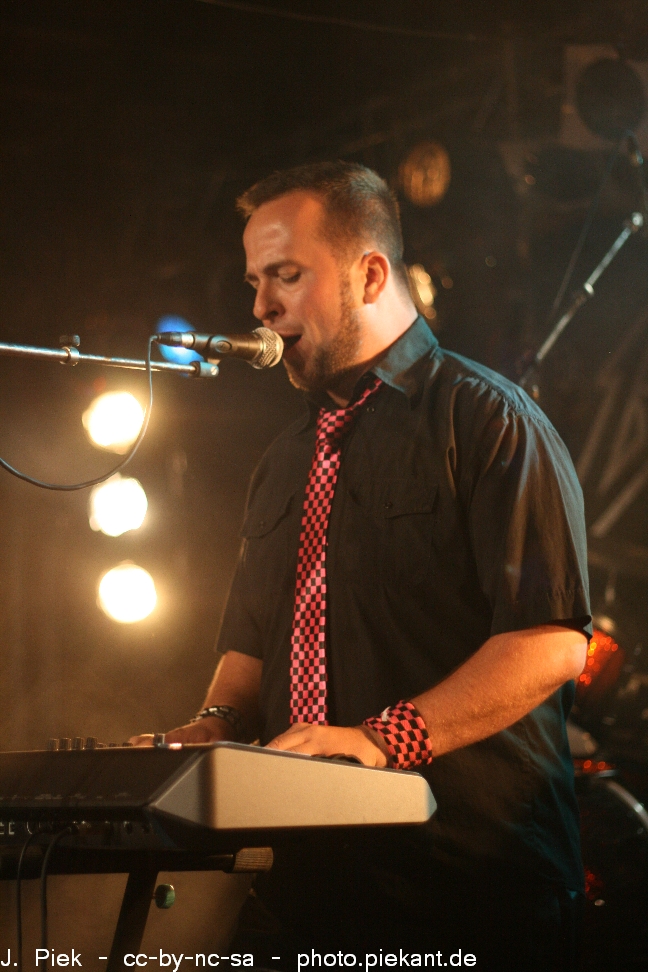 20120616DirtyGlamour low 23