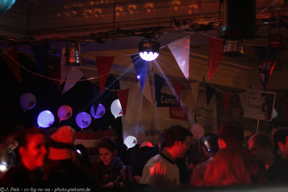 20121108 ElectionNight low 25