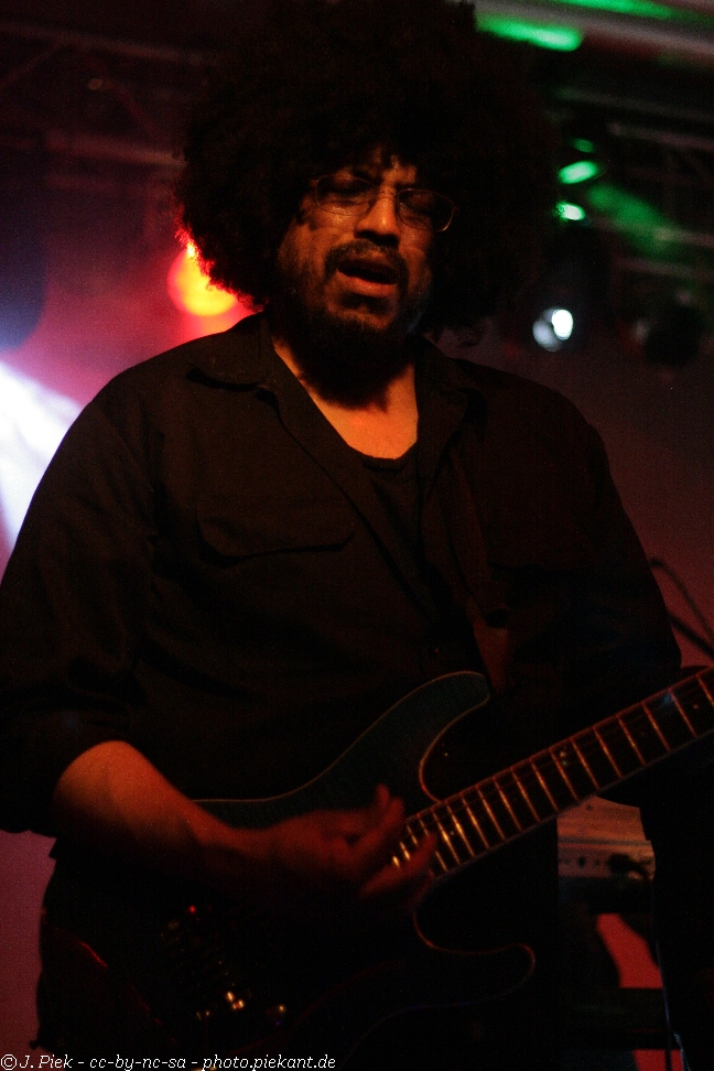 20121119 Fishbone low 23