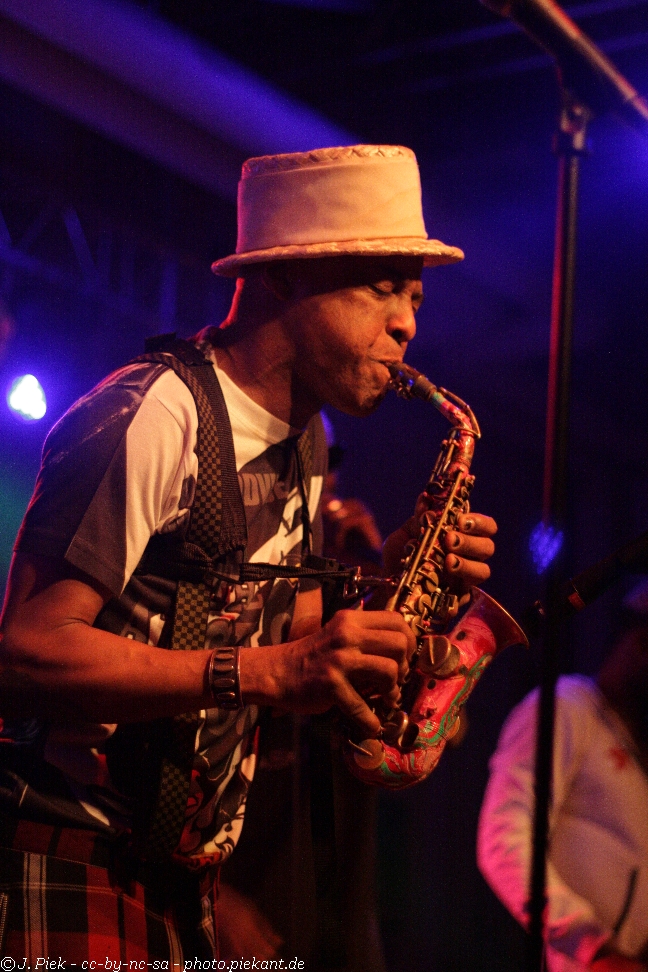 20121119 Fishbone low 71