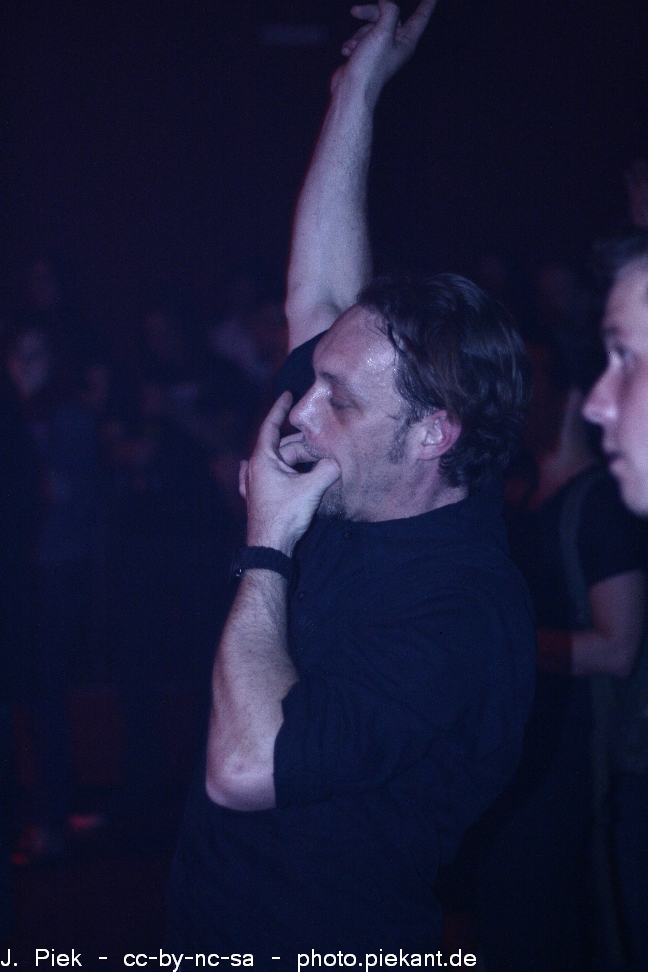 20120430JollyRogerLuenen low 20