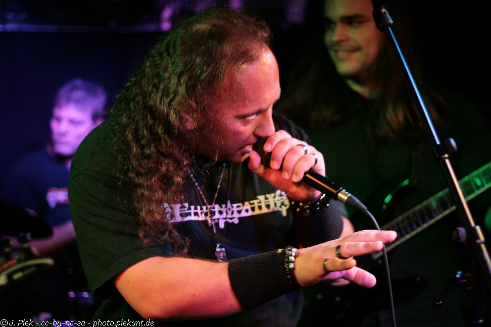 2012 12 15 HeavyMetalNightM8 low 041