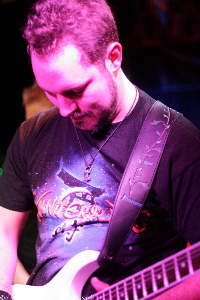 2012 12 15 HeavyMetalNightM8 low 112