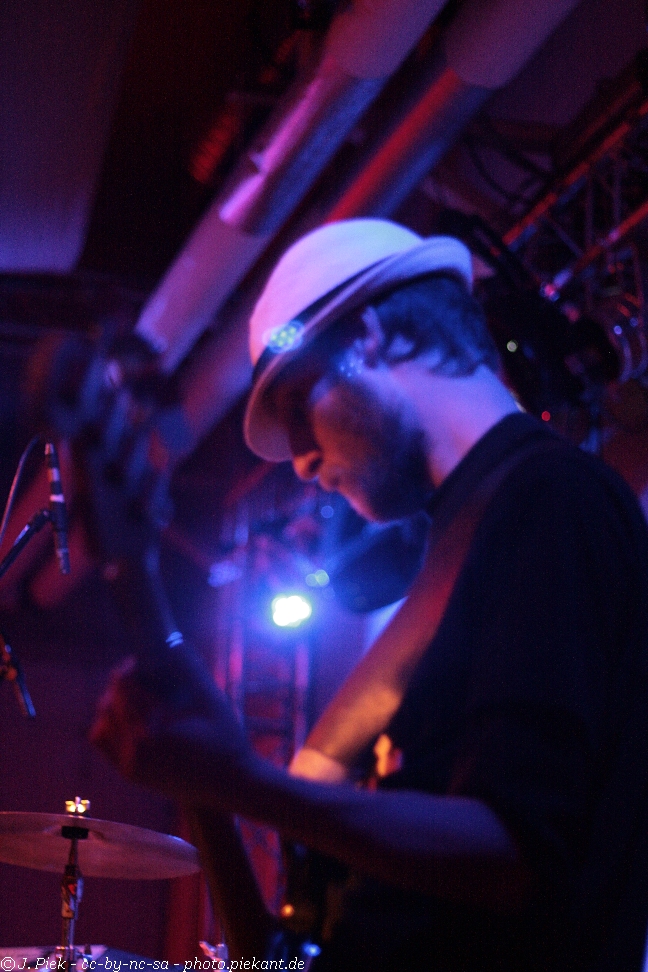 20121119 ngobo low 34