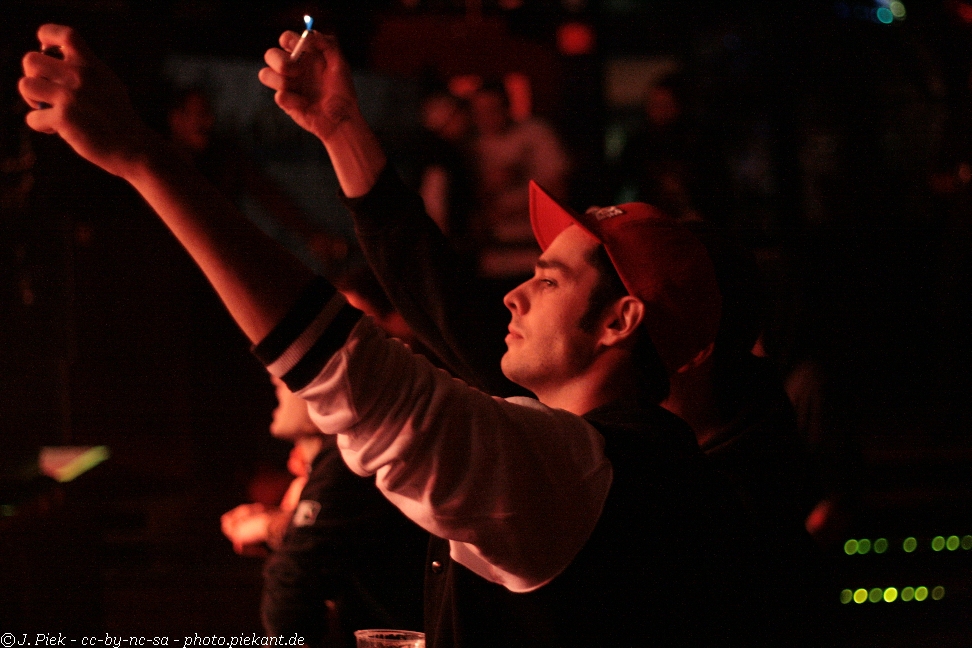 2013 01 12 ToysgetlostMunich low 21